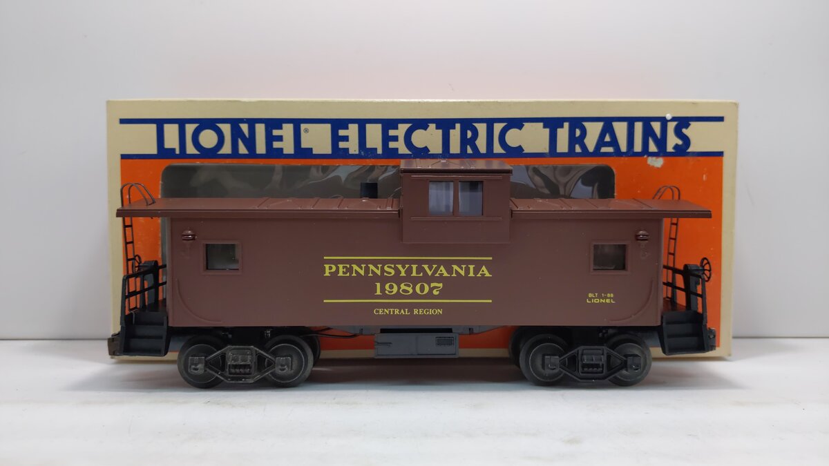 Lionel 6-19807 O Gauge Pennsylvania Extended Vision Smoking Caboose #19807
