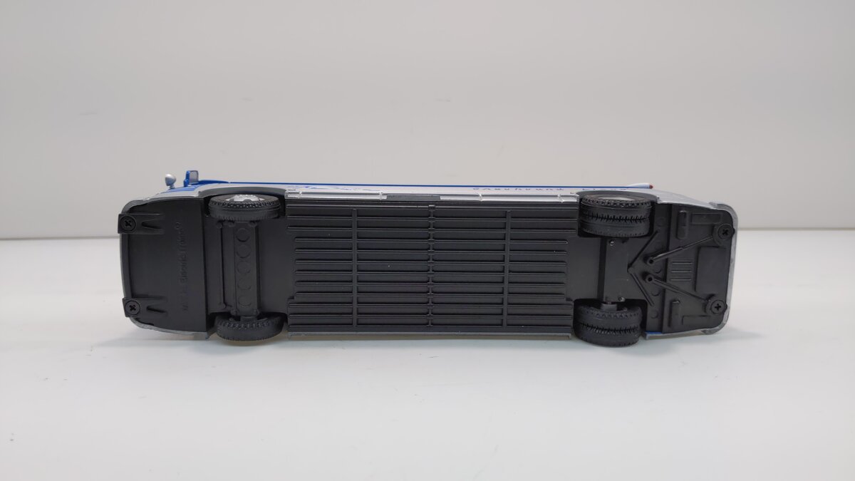 MTH 30-50017 1:43 Rail King Chicago Greyhound Diecast Bus LN/Box
