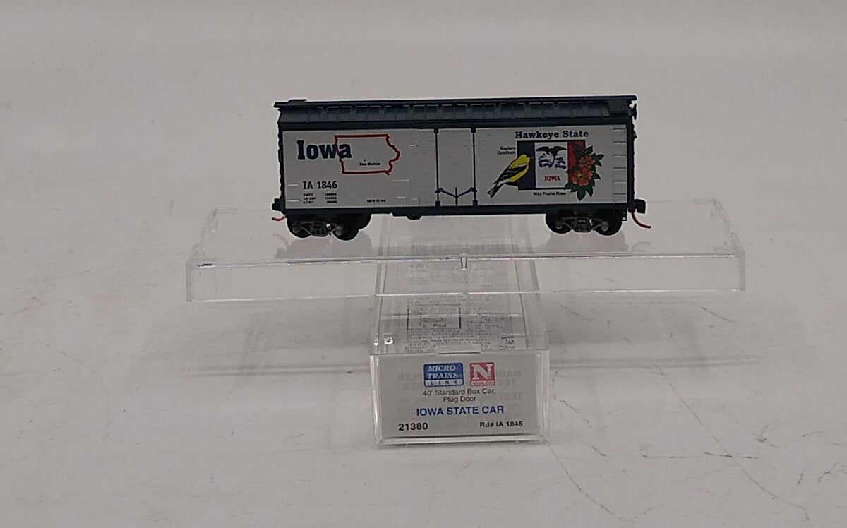 Micro-Trains 02100380 N Scale Iowa 40' Standard Plug Door Boxcar #1846