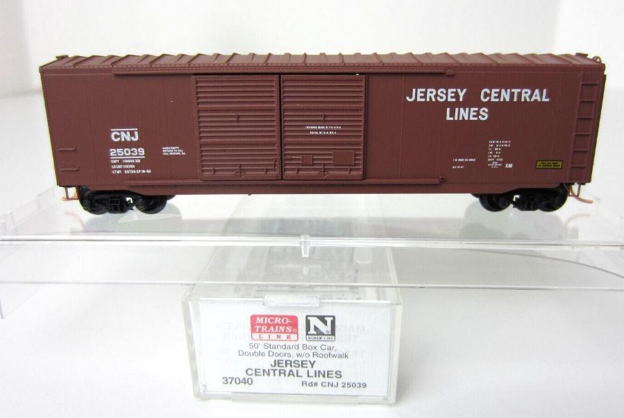 Micro-Trains 03700040 N CNJ 50' Standard Double Door Boxcar #25039