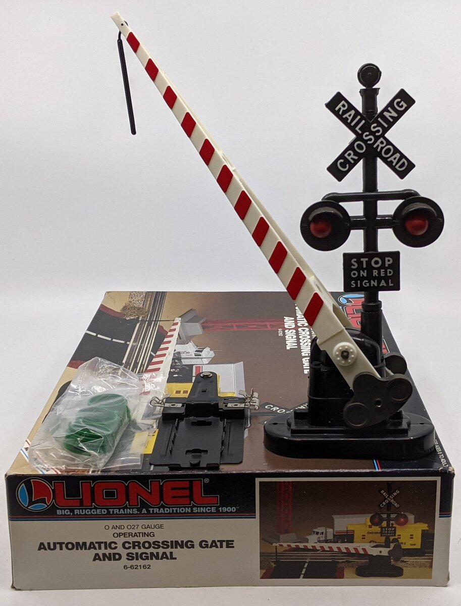 Lionel 6-62162 O Operating Crossing Gate & Signal