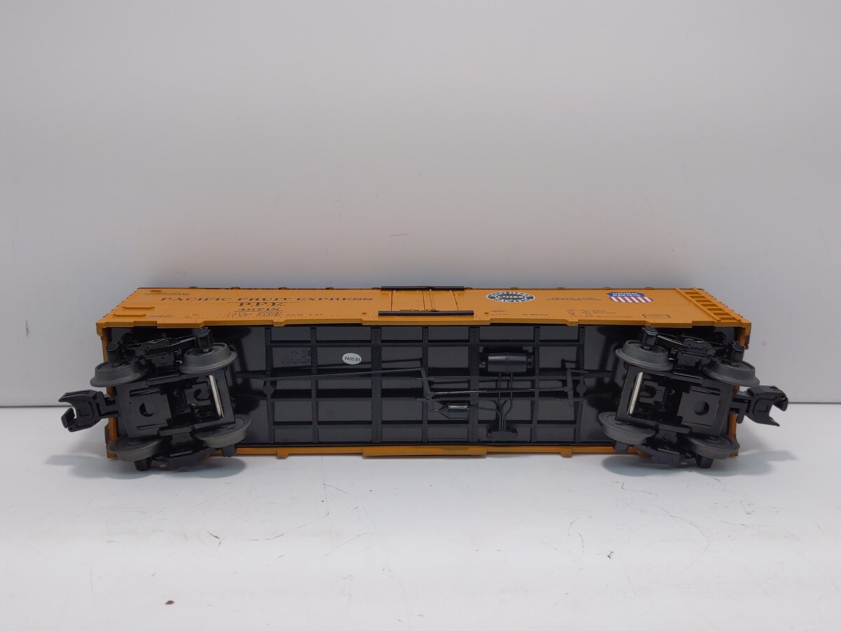 MTH 30-1583C O Modern Pacific Fruit Express Reefer Car #46718 LN/Box