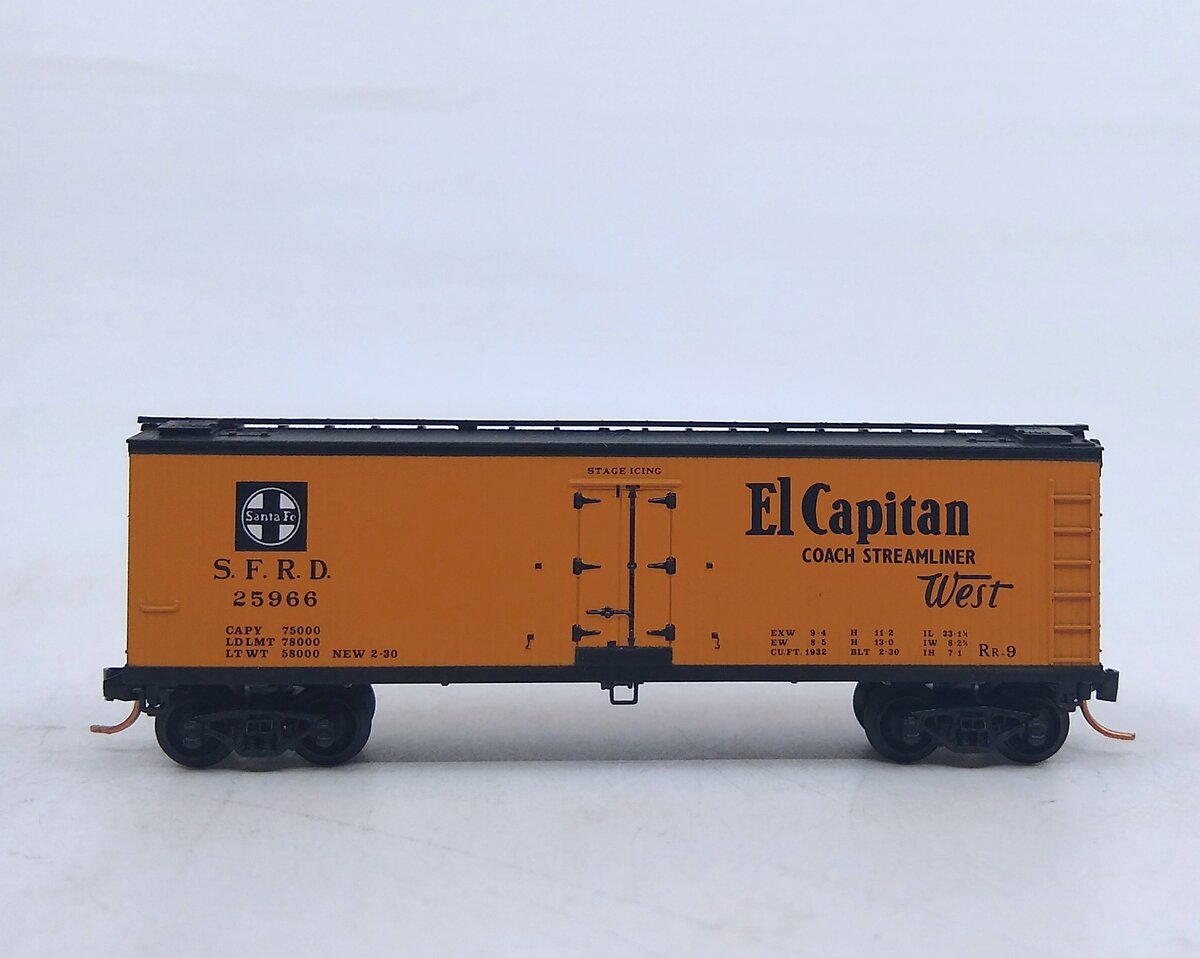 Micro-Trains 04700240 N Scale Santa Fe 40' Double Sheathed Wood Reefer #25966