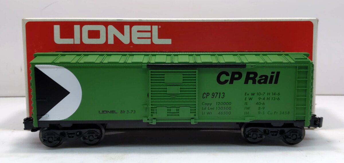 Lionel 6-9713 O Gauge Canadian Pacific Green Boxcar EX/Box