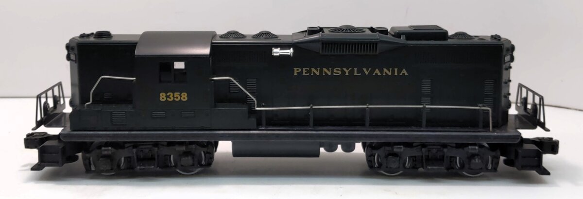 Lionel 6-8358 O Gauge Pennsylvania GP-9 Non-Powered Diesel Locomotive EX/Box