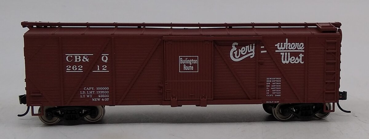 Walthers 910-2201 HO Chicago Burlington & Quincy 40' Box Car CB&Q #26212