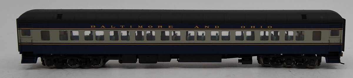 Walthers 932-10114 HO Scale B&O Heavyweight Paired Window Coach Passenger Car LN/Box