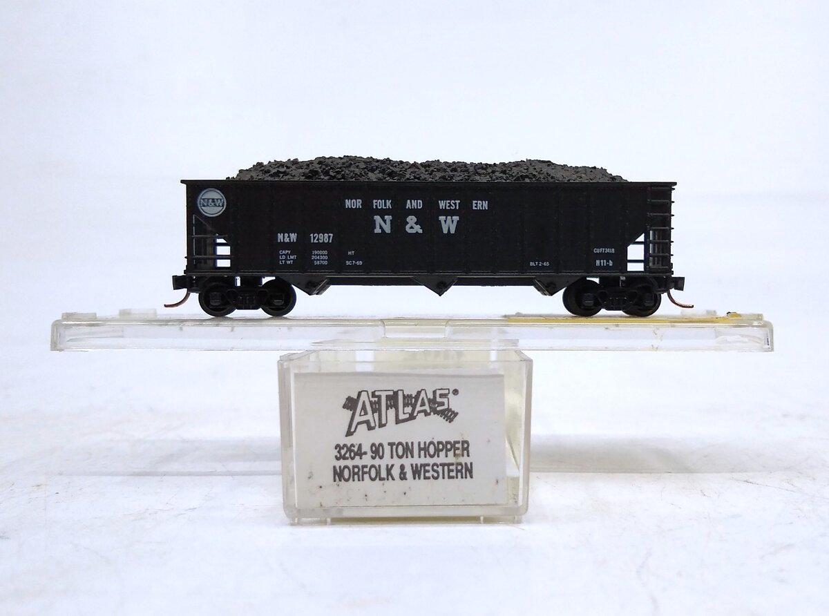 Atlas 3264 N Scale Norfolk & Western 90-Ton Hopper #12987