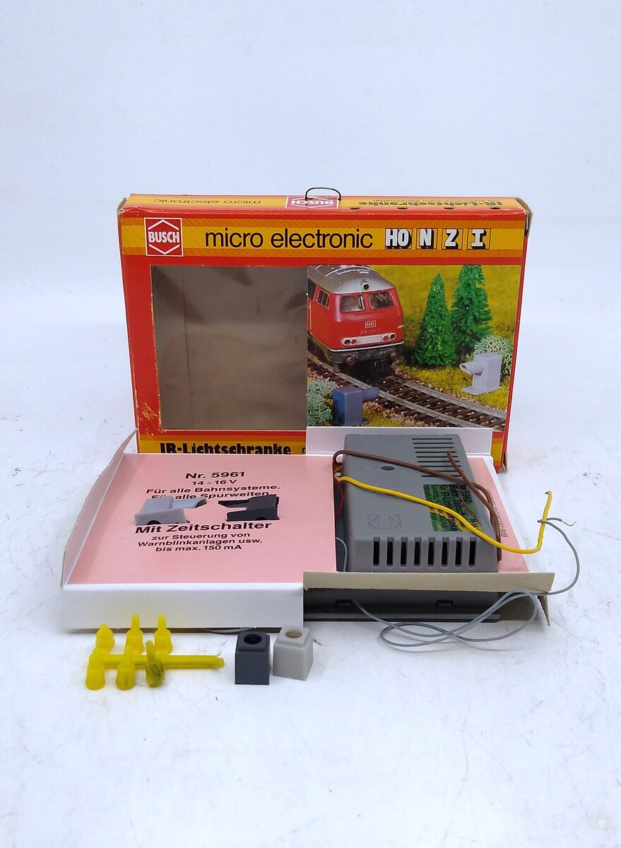 Busch 5961 HO Electronic Timer W/Infra-Red Switch
