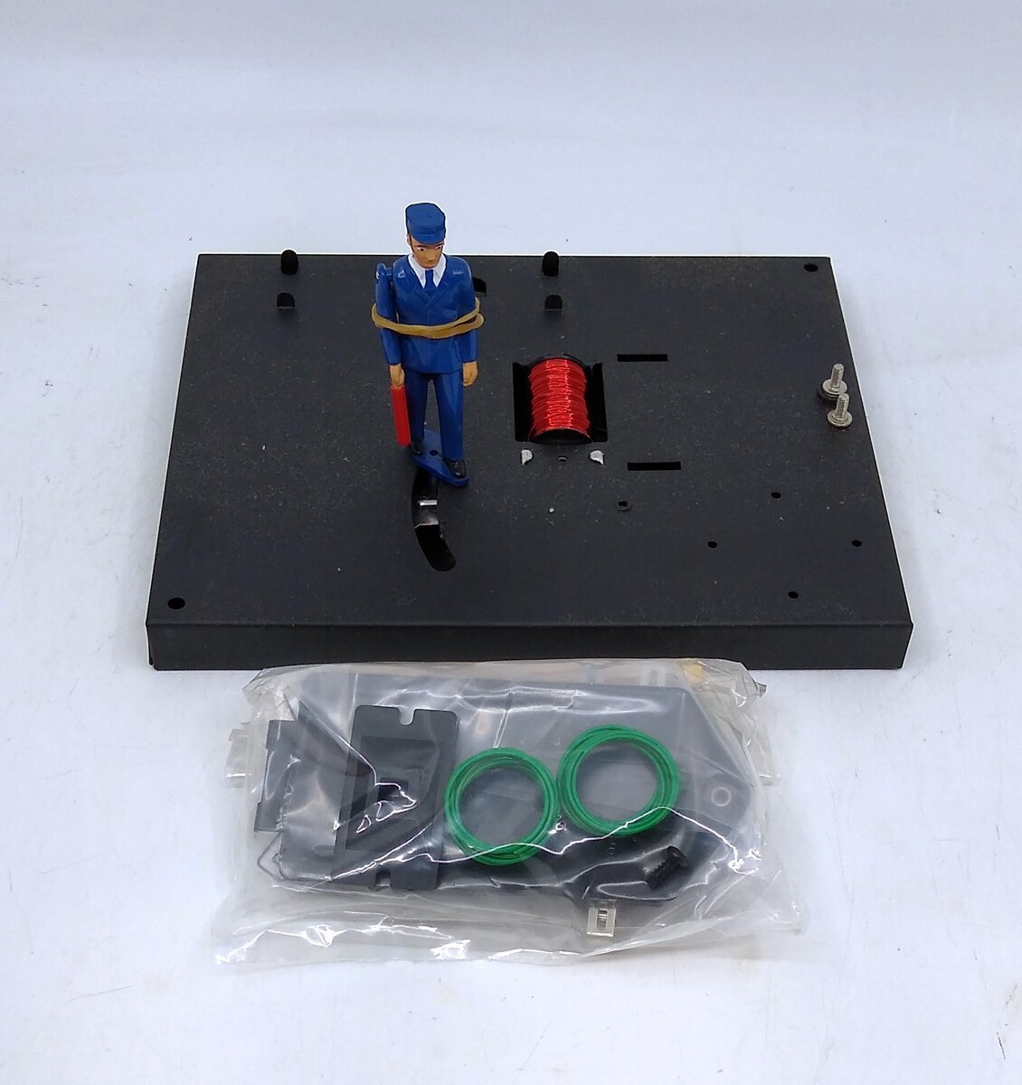 Lionel 6-12892 O Gauge Automatic Flagman NIB