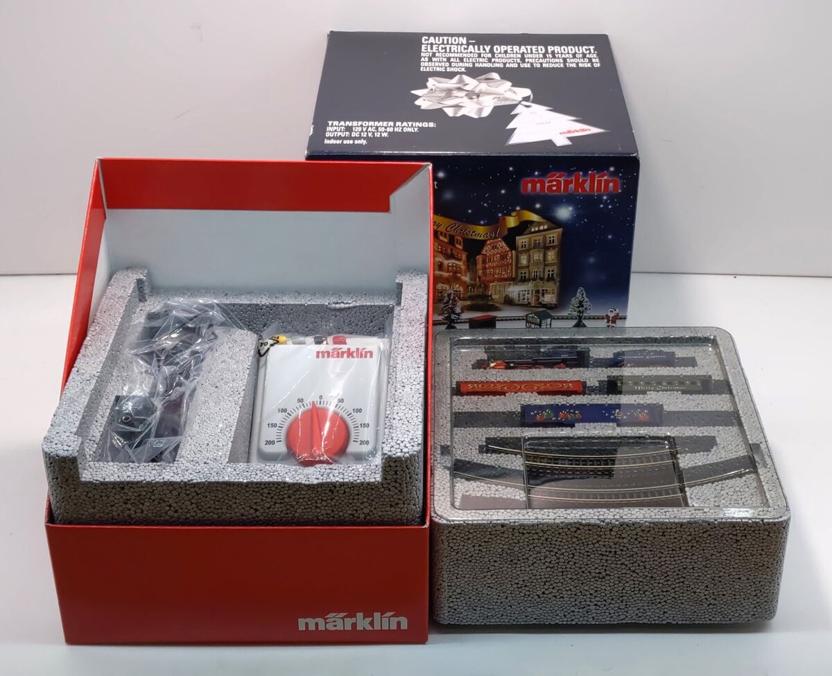 Marklin 81846 Z Gauge Christmas Steam Freight Train Set LN/Box