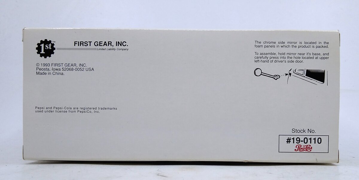 First Gear 19-0110 1:34 1951 Ford F-6 Pepsi-Cola Bottler's Truck