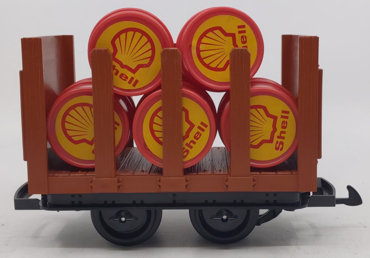 LGB 40450 G Scale Red/Brown Flatcar with Stakes & 5 Barrel Load LN/Box