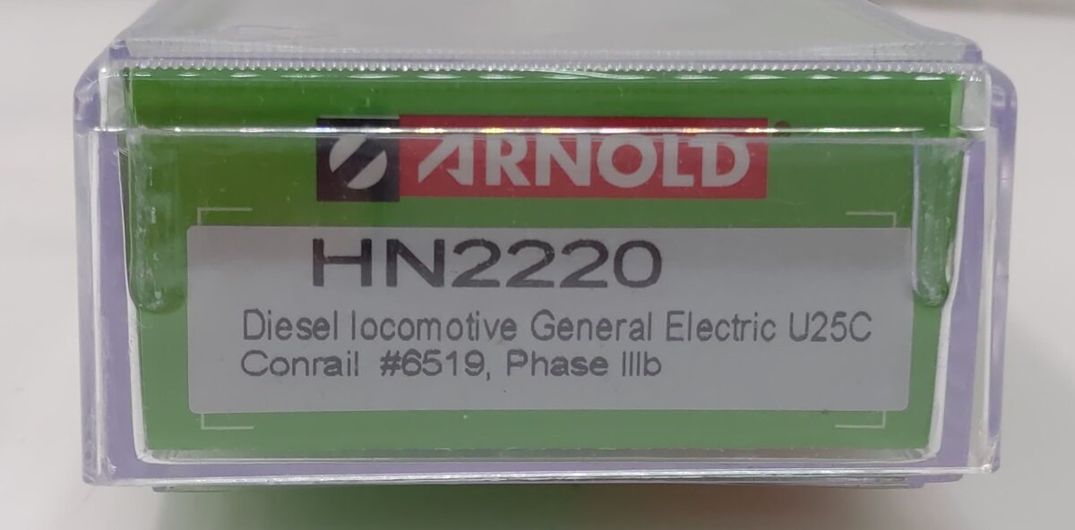 Arnold HN2220 N Conrail GE U25C Phase IIIb #6519