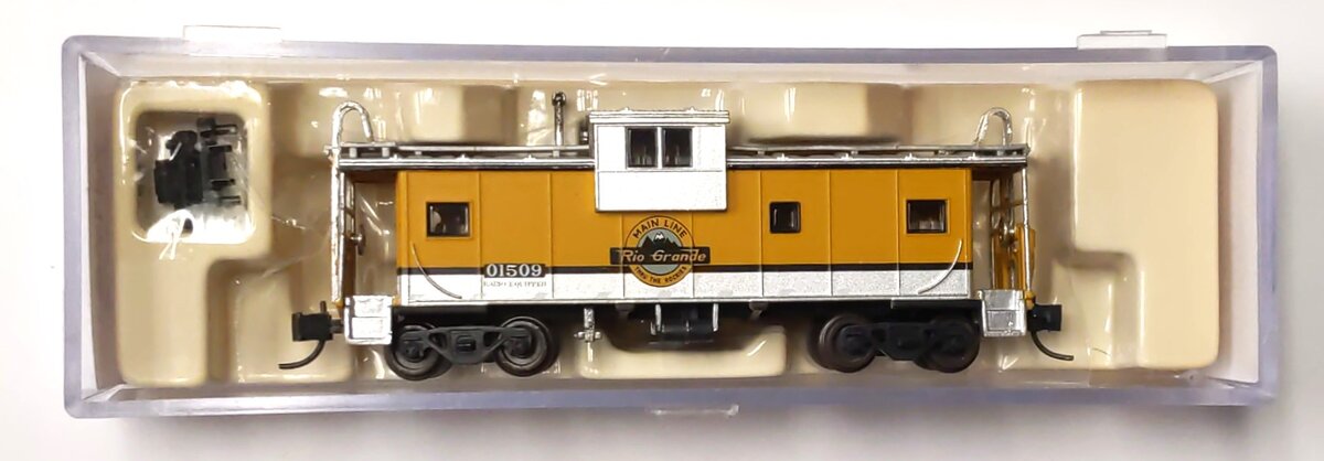 Atlas 50000302 N Scale MILW Ext. Vision Caboose #01509