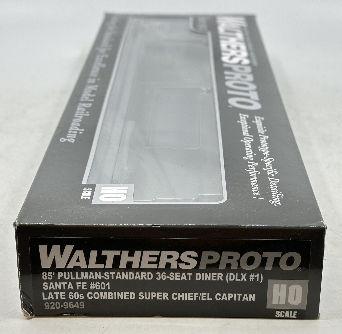 Walthers 920-9649 HO Santa Fe Deluxe Edition 1 85' 36-Seat Diner Car #601