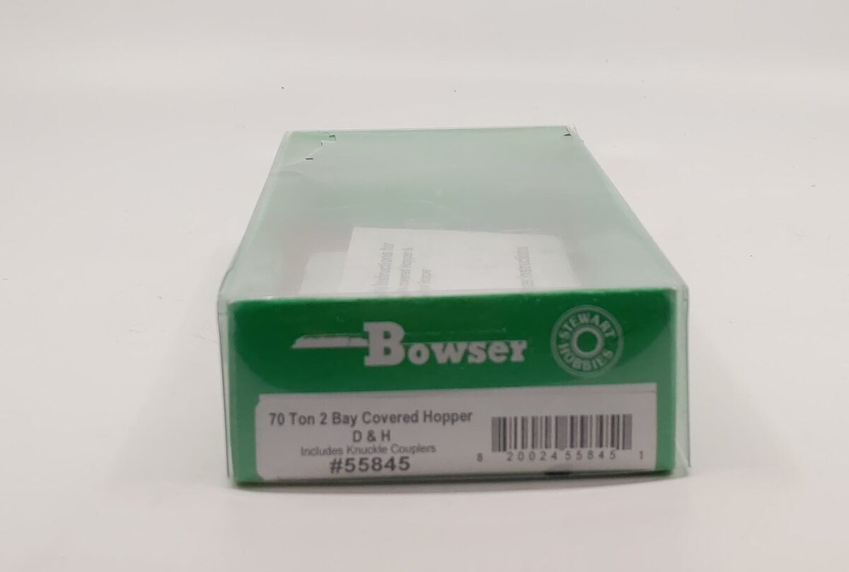 Bowser 55845 HO Scale D&H 70 Ton Bay Covered Hopper # 2937