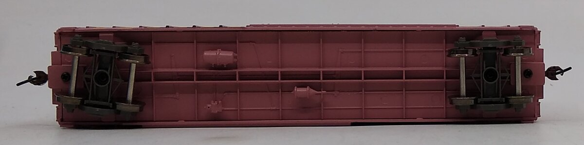 Roundhouse 2134 HO DMM 50' Ext Post High Cube Plug Door Box Car #1713