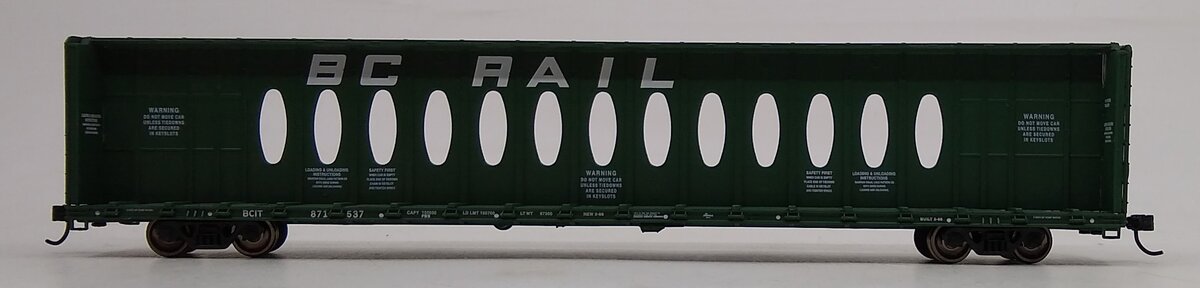 Walthers 910-4819 HO BC Rail 72' Centerbeam Flatcar #871537