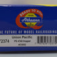 Athearn 72374 HO Union Pacific RTR 54'' PS Covered Hopper #23502