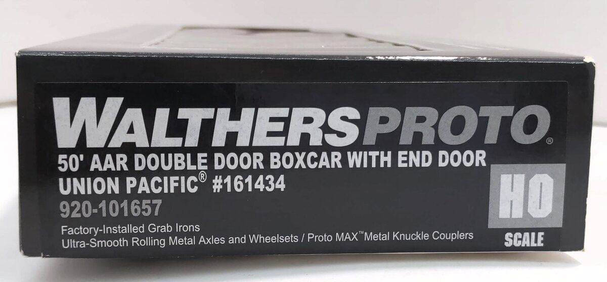 Walthers 101657 HO Scale UP 50' AAR Double Door Boxcar #161434