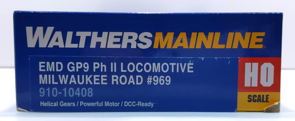 Walthers 910-10408 MILW GP9 Low Hood Diesel Locomotive #969