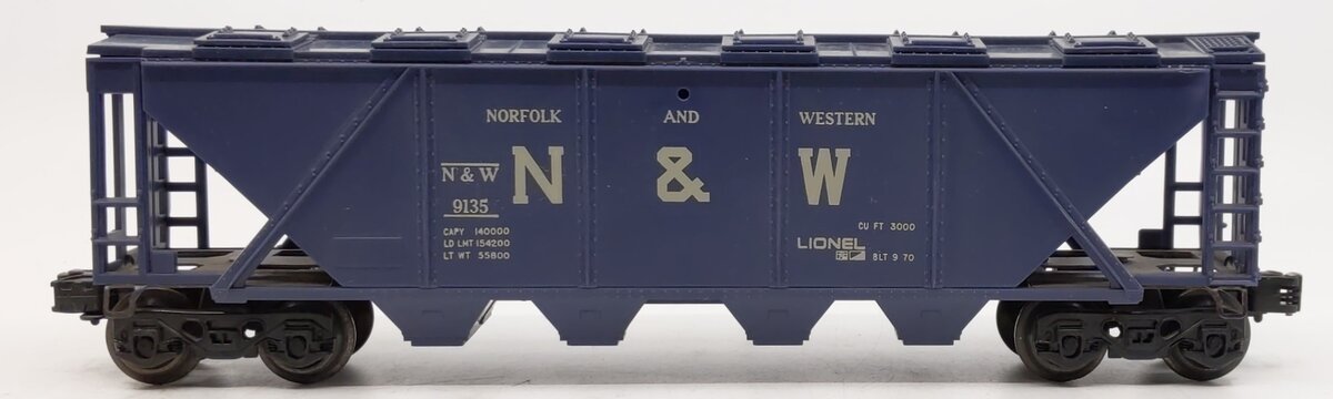 Lionel 6-9135 O Gauge Norfolk & Western Covered 4-Bay Hopper