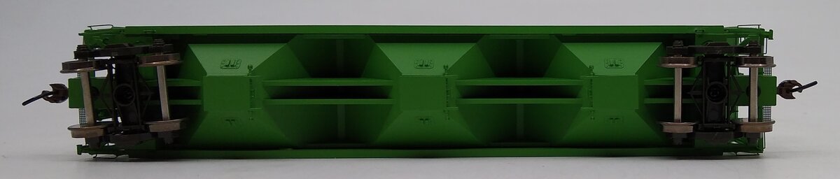 Athearn 81571 HO BNSF/BufferCar FMC 4700 Cover Hopper #808434
