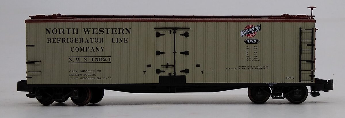 S-Helper 00492 S Gauge Chicago North Western 40' Wooden Billboard Reefer #15024 LN/Box