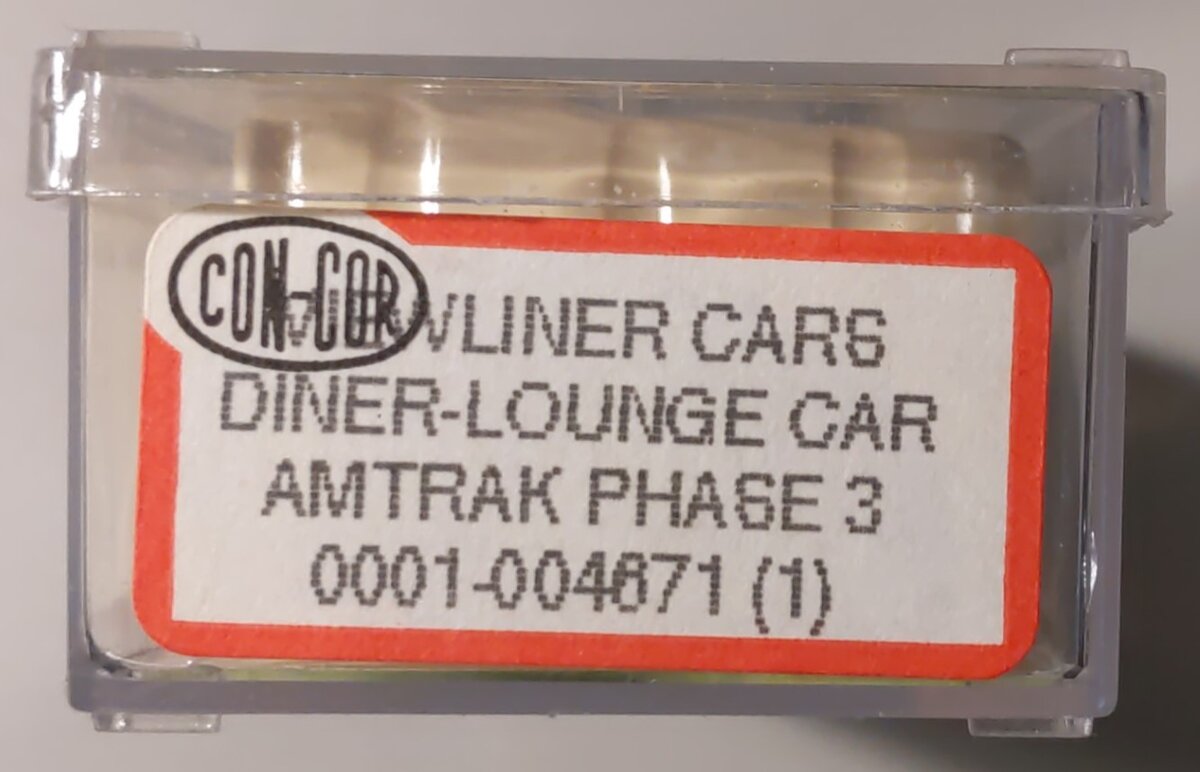 Con-Cor 0001-004671(1) N Scale Amtrak Phase 3 Viewfinder Diner-Lounge Car #8401 LN/Box