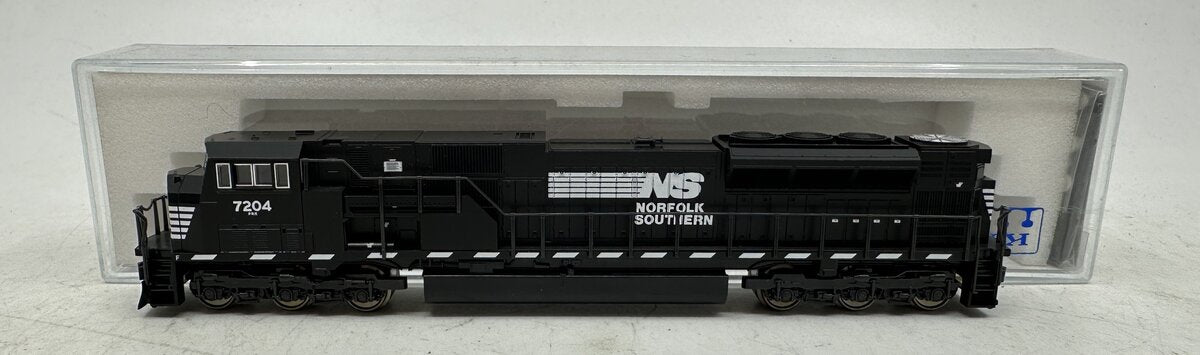 Kato 176-5507 N Scale Norfolk Southern SD-80 Diesel Locomotive #7204