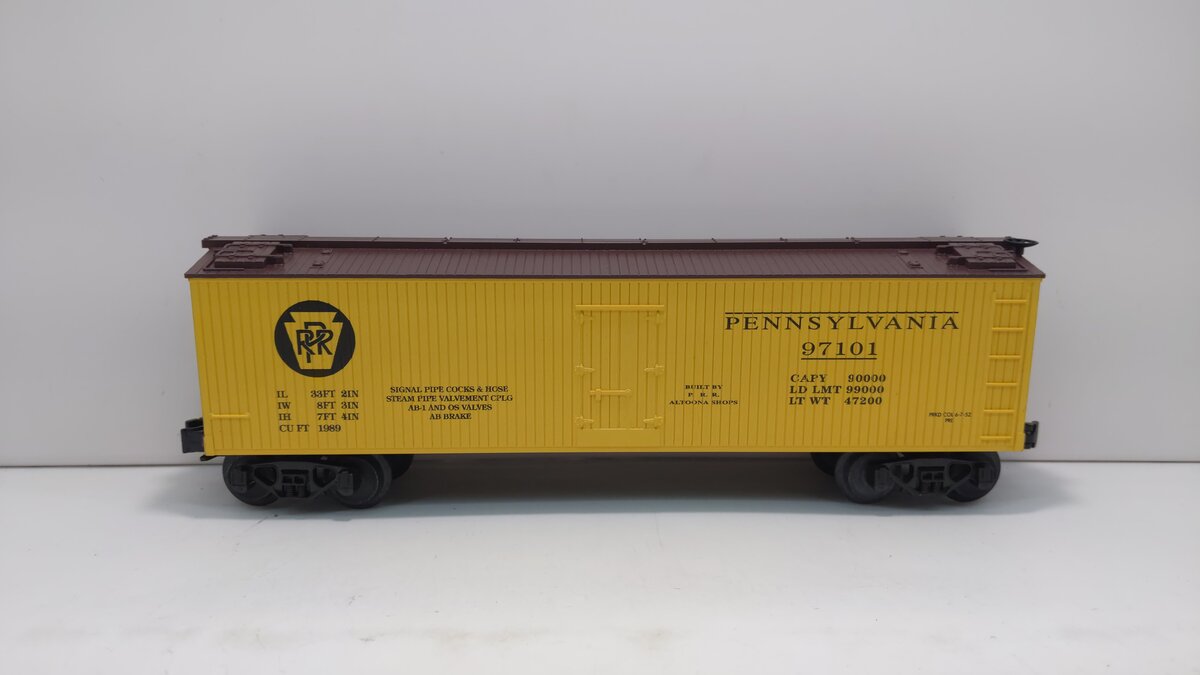 MTH 30-7809 O Pennsylvania Yellow & Brown Semi-Scale Reefer Car #97101 LN/Box