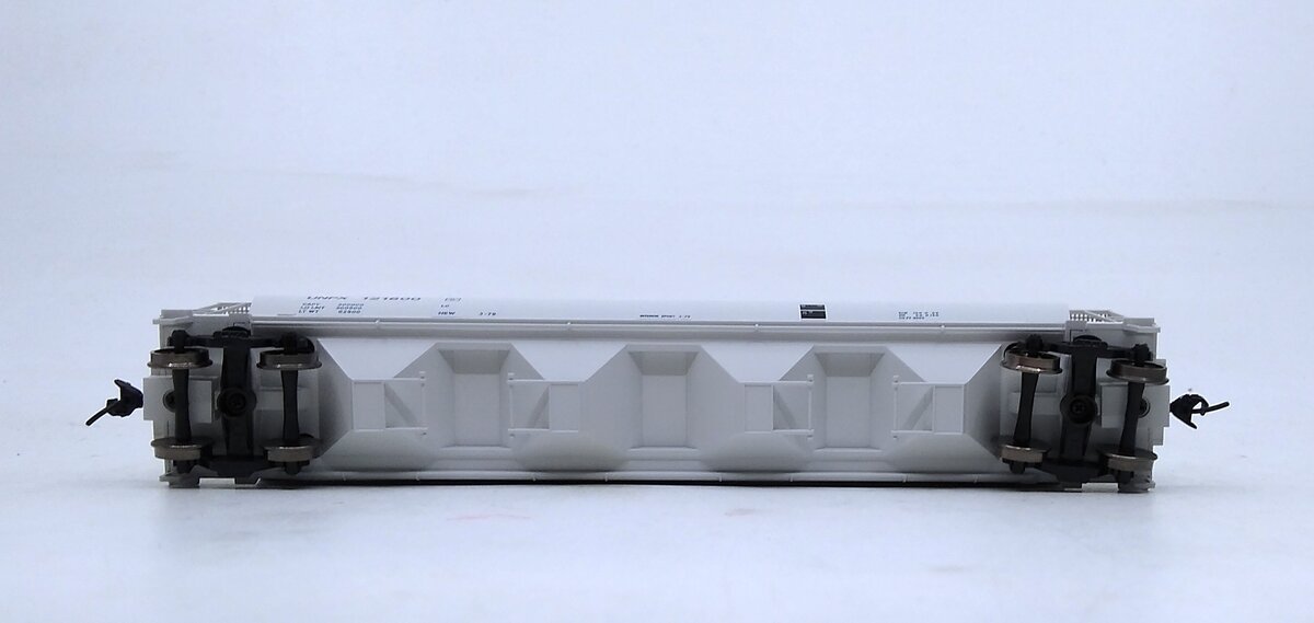 Walthers 910-7826 HO Procor/UNPX 59' Cylindrical Hopper #121800