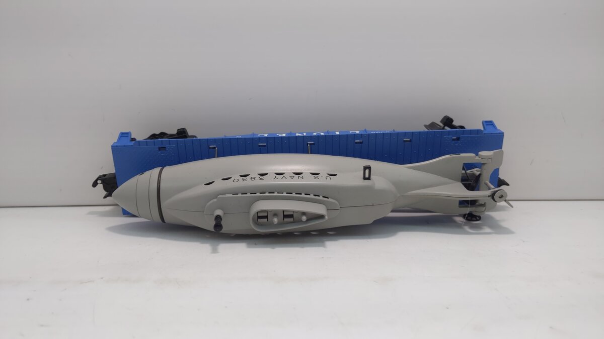 Lionel 6-26020 O Gauge PWC Flatcar with Operating Submarine #3830 LN/Box