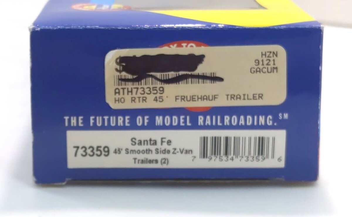 Athearn 73359 HO Santa Fe 45' Smooth Side Z-Van Trailers (2)