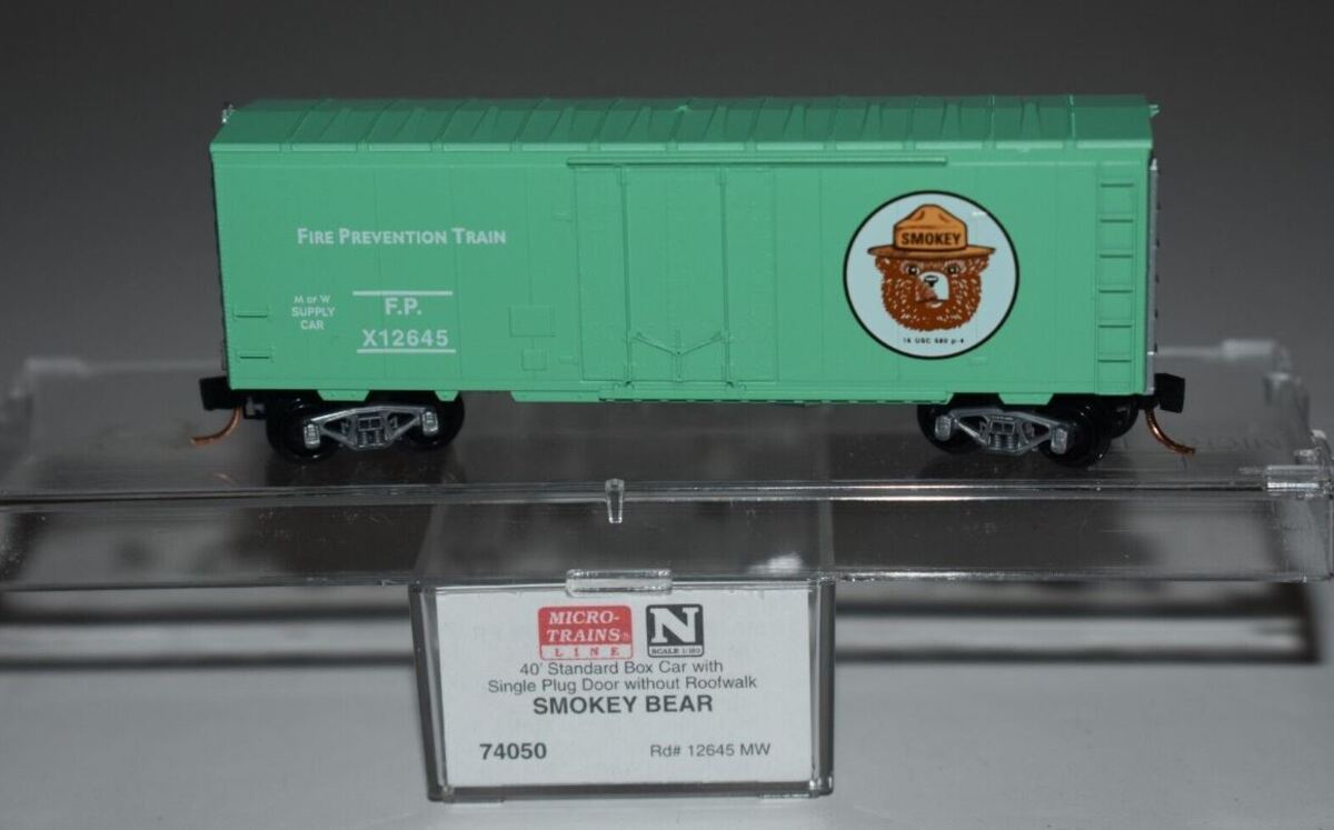 Micro-Trains 07400050 N Smokey Bear 40' Plug Door Boxcar W/Ladders #X12645