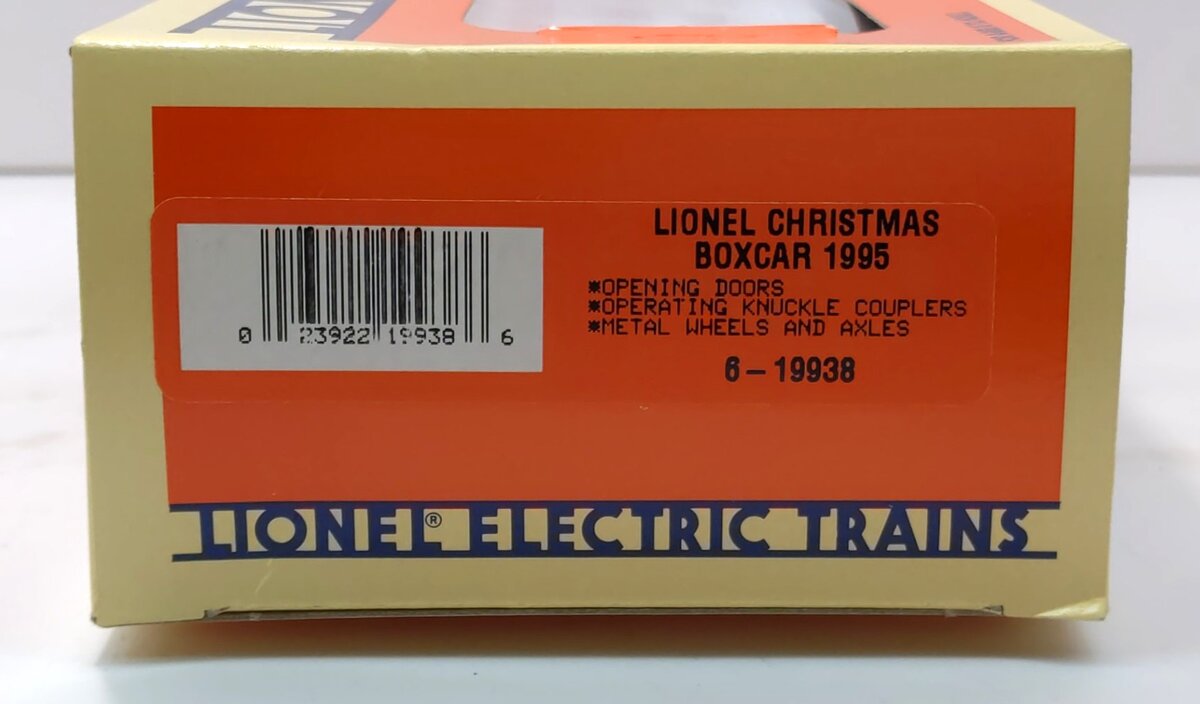 Lionel 6-19938 O Gauge Lionel Christmas Boxcar #1995 NIB