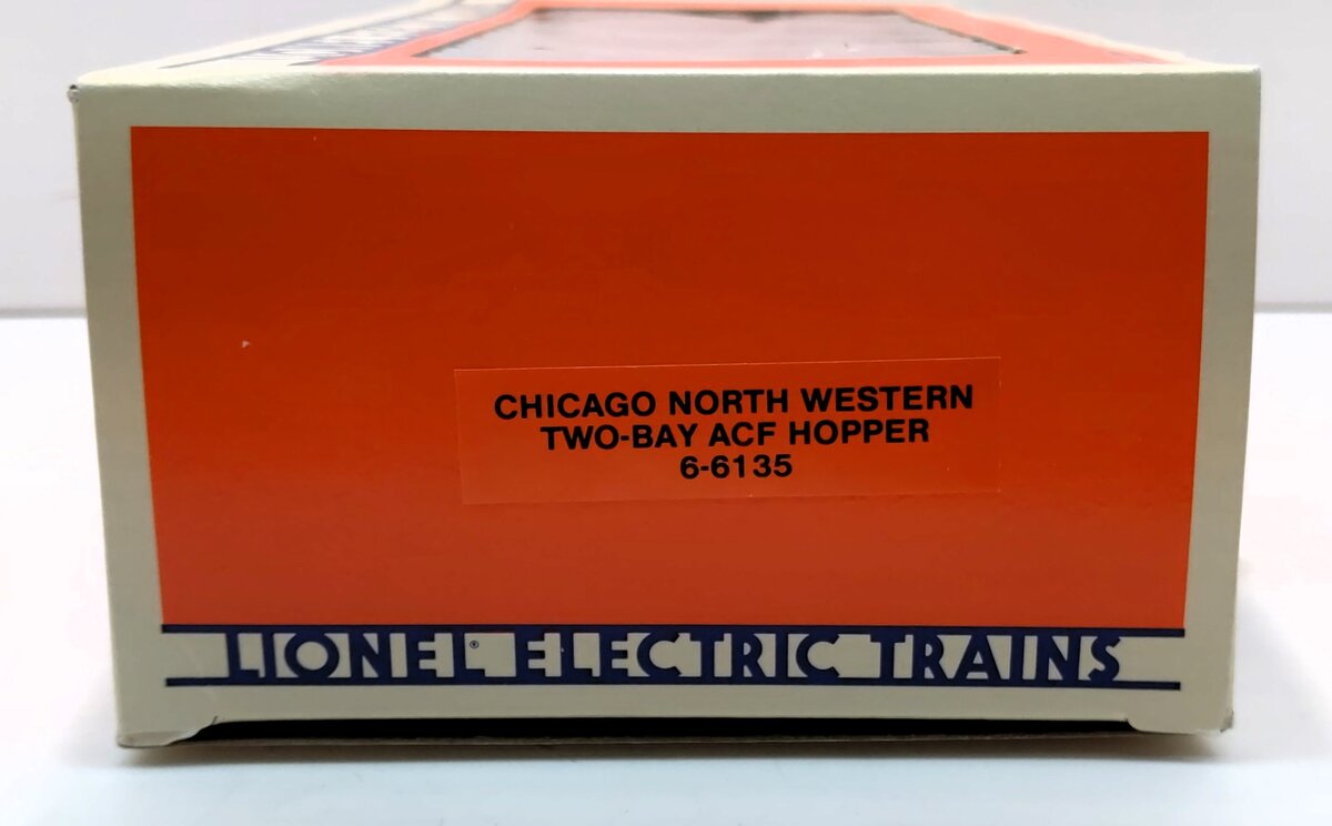 Lionel 6-6135 O Gauge Chicago & North Western 2-Bay Center Flow Hopper #6135 LN/Box