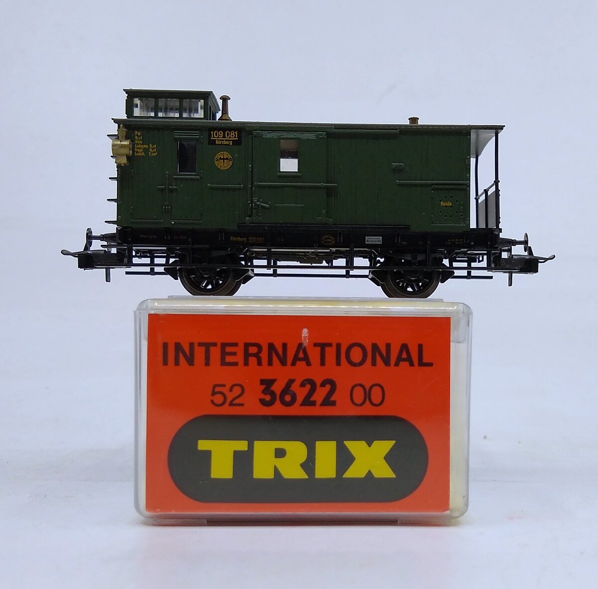 Trix 52362200 HO Scale Deutsche Reichsbahn Caboose #109 081 LN/Box