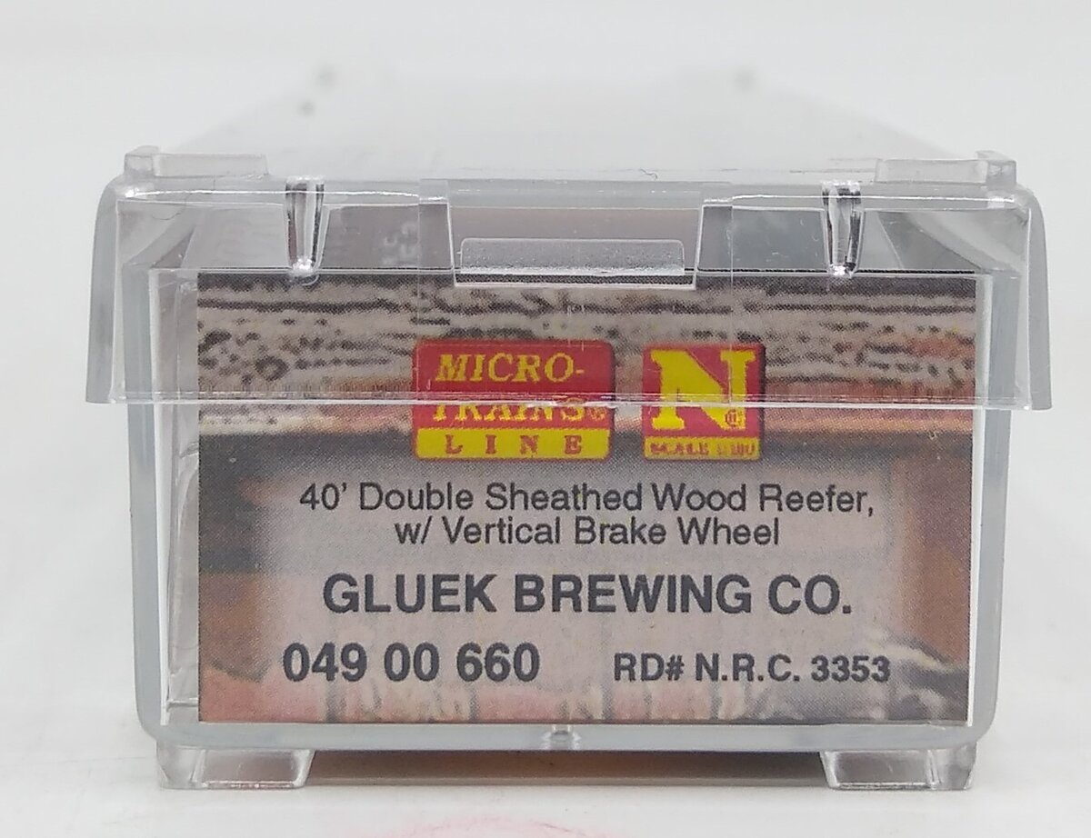 Micro-Trains 04900660 N Gluek Brewing 40' Wood Ice Reefer Car #3353