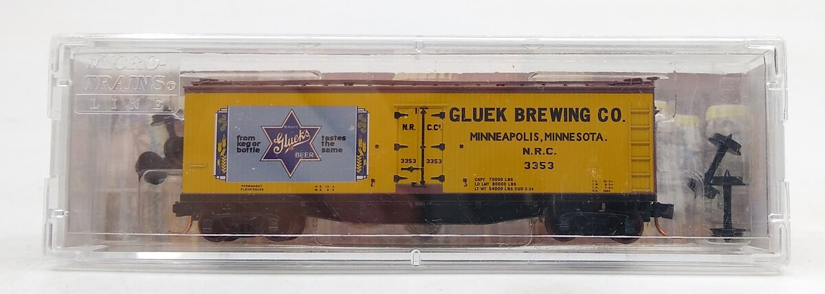 Micro-Trains 04900660 N Gluek Brewing 40' Wood Ice Reefer Car #3353
