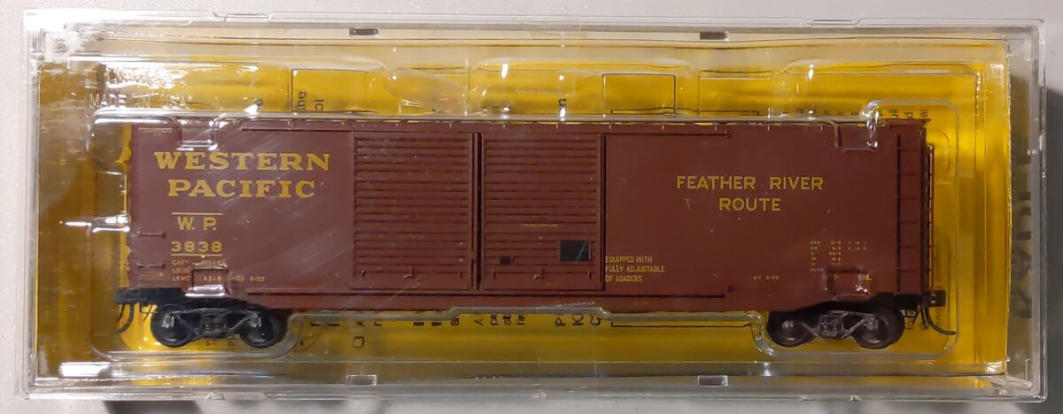 Kadee 6505 HO Scale Western Pacific 50' PS-1 Boxcar #3838