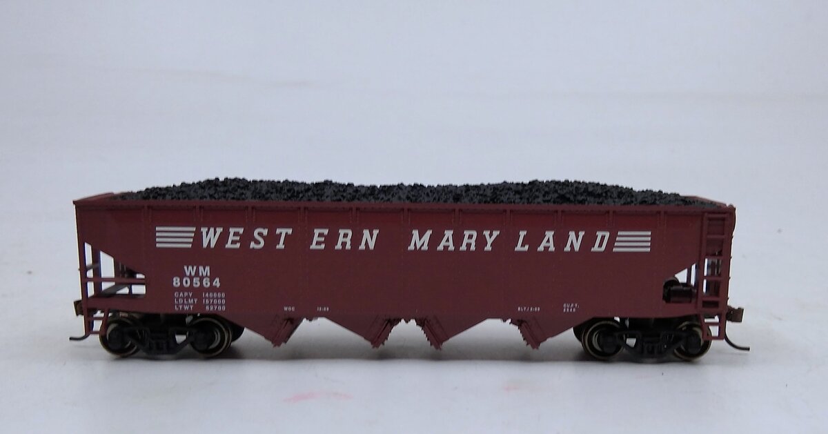 Athearn 72726 HO Scale Western Maryland 40' 4-Bay Hopper #80564 w/Load