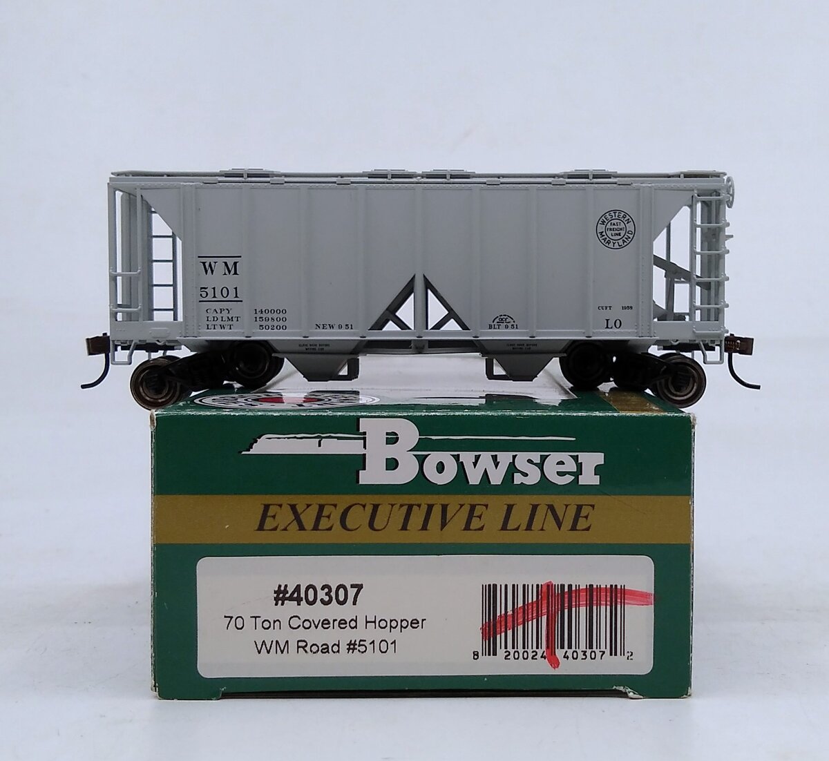 Bowser 40307 HO Scale Western Maryland 70T Covered Hopper #5101