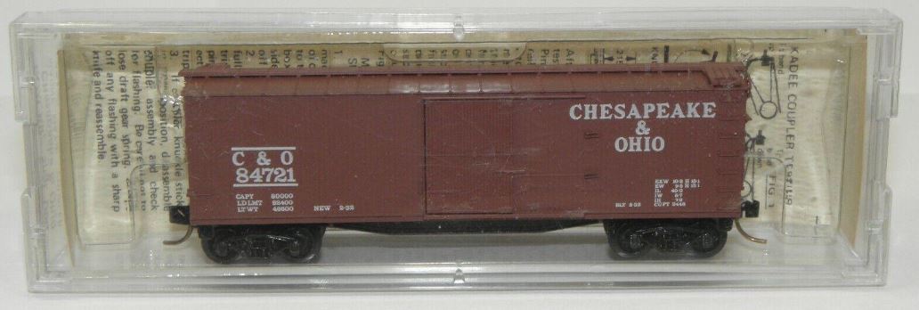 Micro-Trains 04200120 N Chesapeake & Ohio 40' Double Sheathed Wood Boxcar #84721
