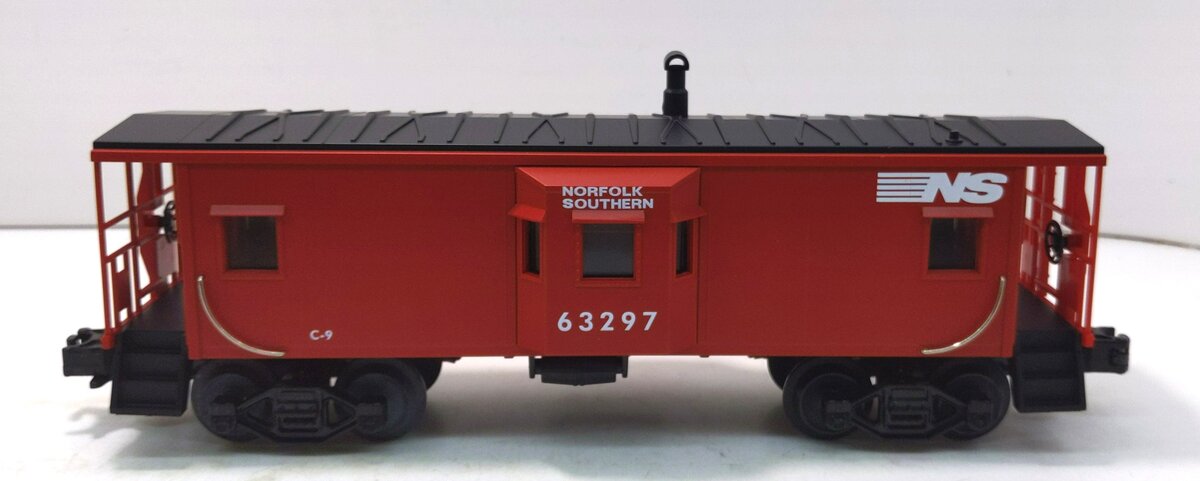 MTH 30-7711 O Gauge Norfolk Southern Bay Window Caboose #63297 NIB