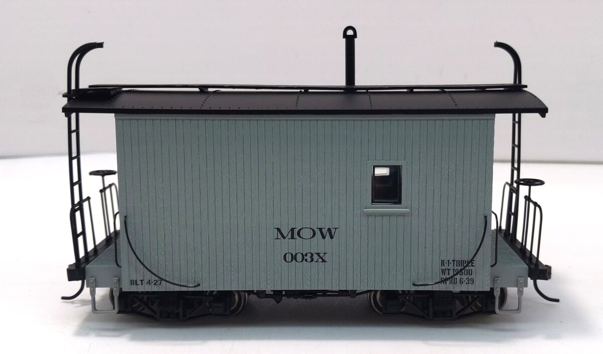 Bachmann 26561 On30 MOW Data Only Gray 18' Logging Caboose