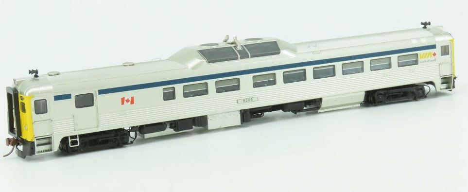 Rapido Trains 16655 HO VIA Rail Budd RDC-2 Phase II Diesel Locomotive #6205