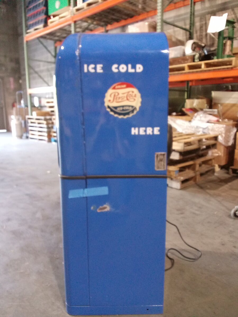 Vendorlator MFG CO. PC27B Vintage Pepsi Machine EX