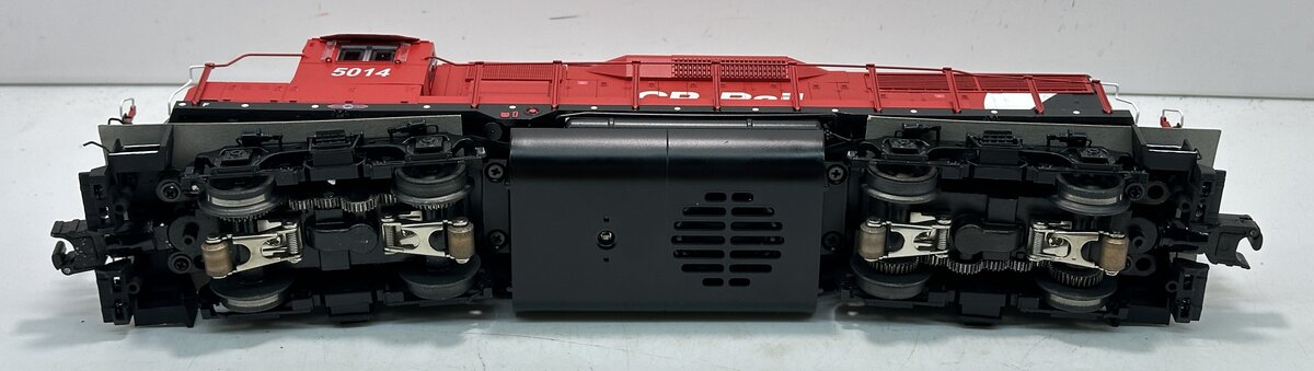 Lionel 6-38533 O Canadian Pacific Legacy GP35 Diesel Locomotive #5014